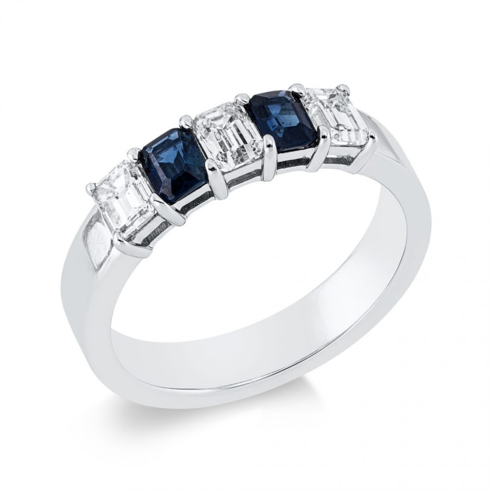 Whitegold Sapphire Ring