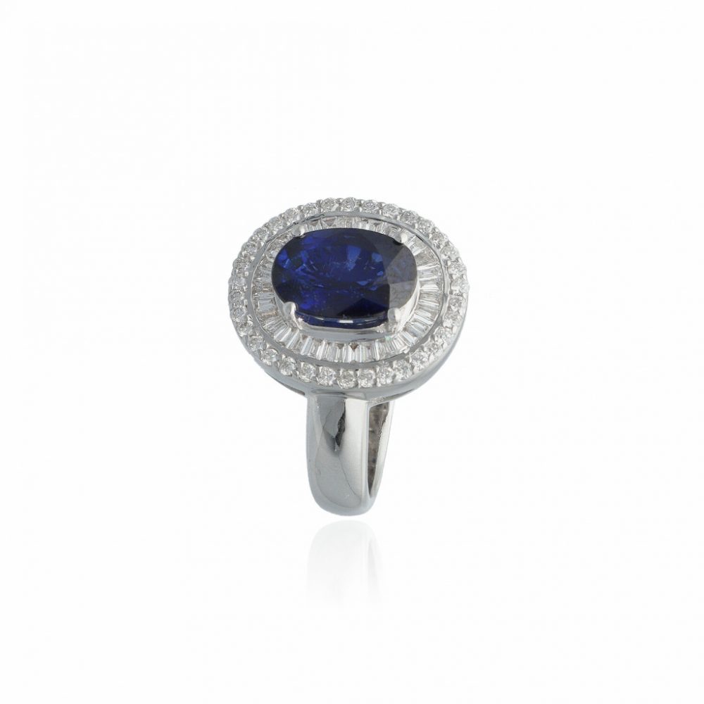 White Gold  Sapphire Ring 