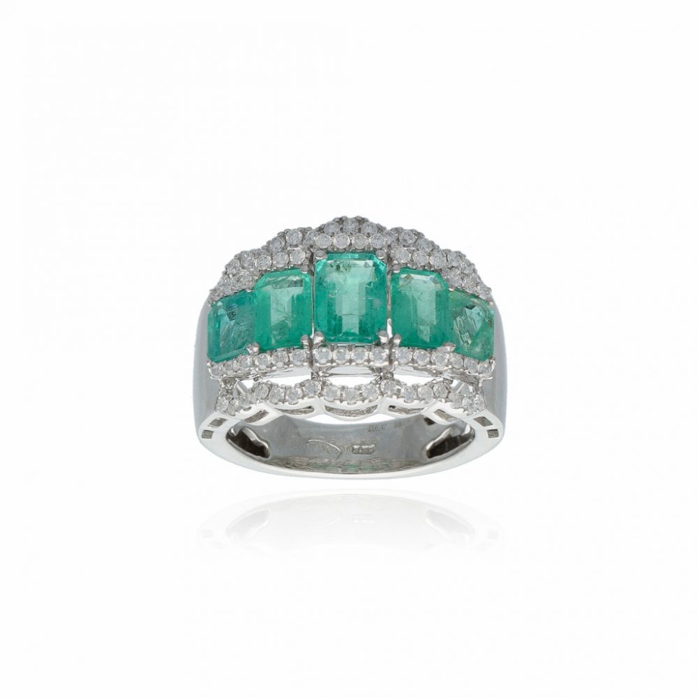 White Gold  Emerald Ring 